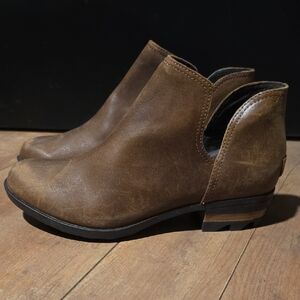 Sorel Brown Leather Ankle Booties